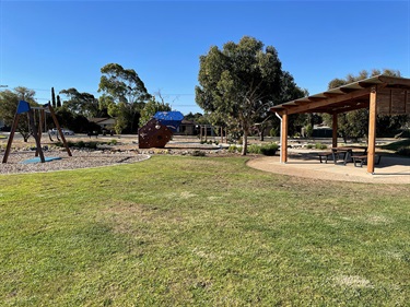 Applecross-Park-02.jpg