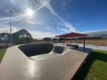 Aldinga skate park - bowl