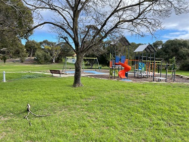Playground02.jpg