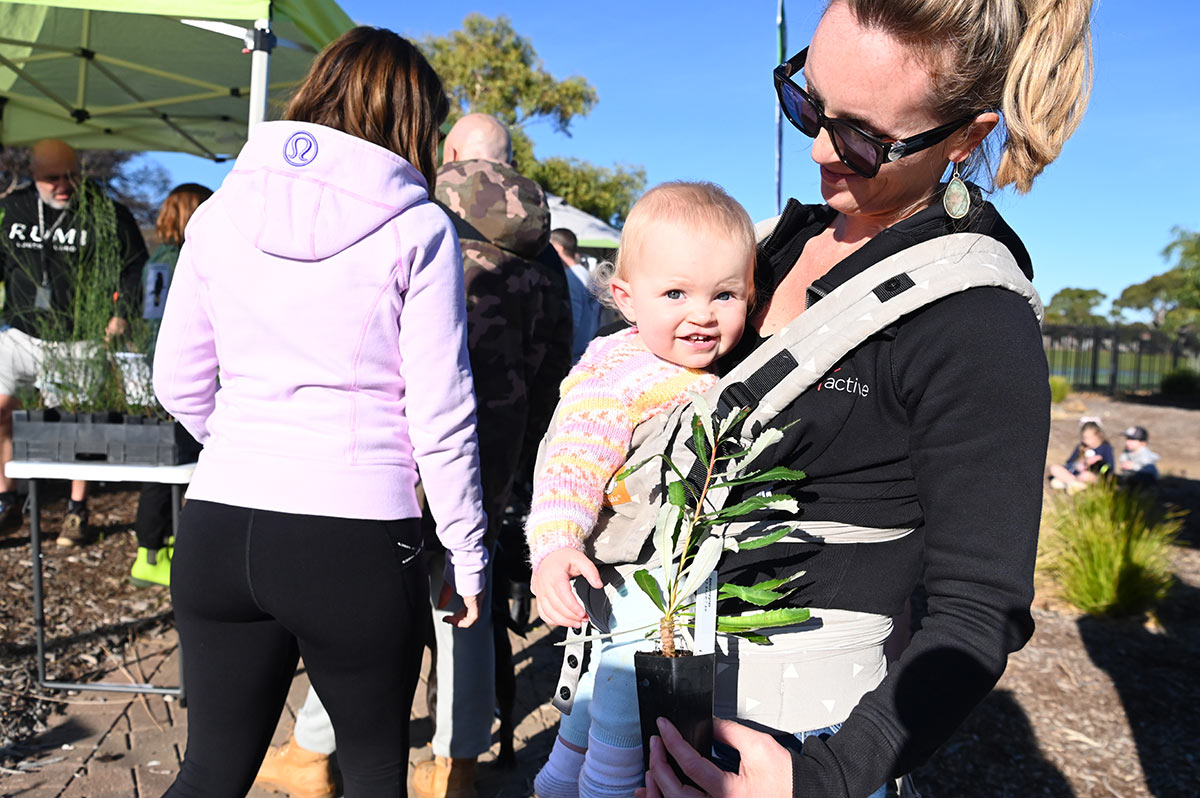 2024PlantGiveawayEvent-HR-ByCathLeo-177.jpg